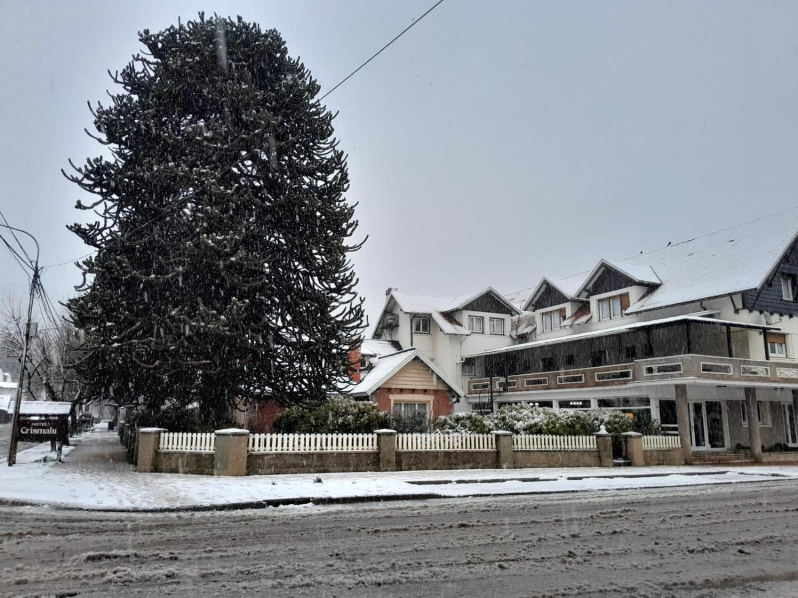 Hotel Crismalu San Martin de los Andes Ngoại thất bức ảnh